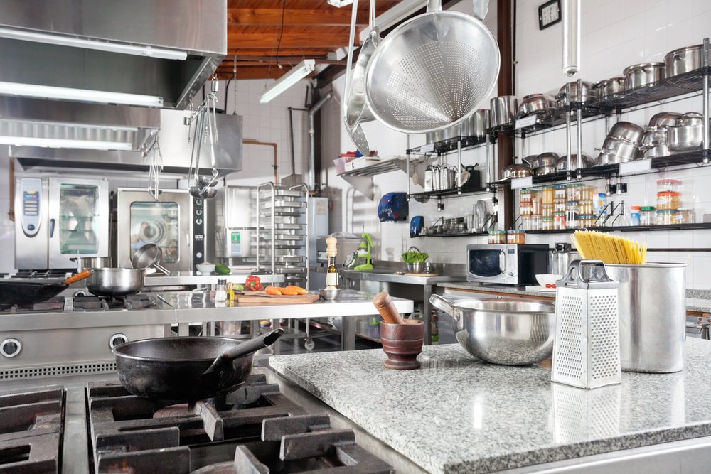 VR Headsets Are Increasingly Common in Food Service Training: Modern Sanitation Methods Are a Must